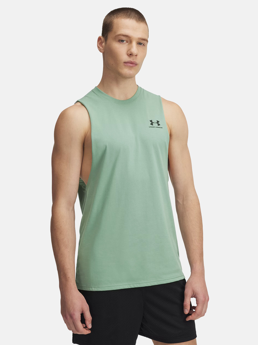 UNDER ARMOUR Cut-Off Sleeveless Relaxed Fit T-shirt