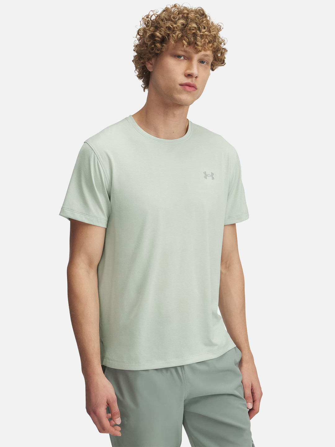 UNDER ARMOUR Launch Slim Fit Running T-shirt