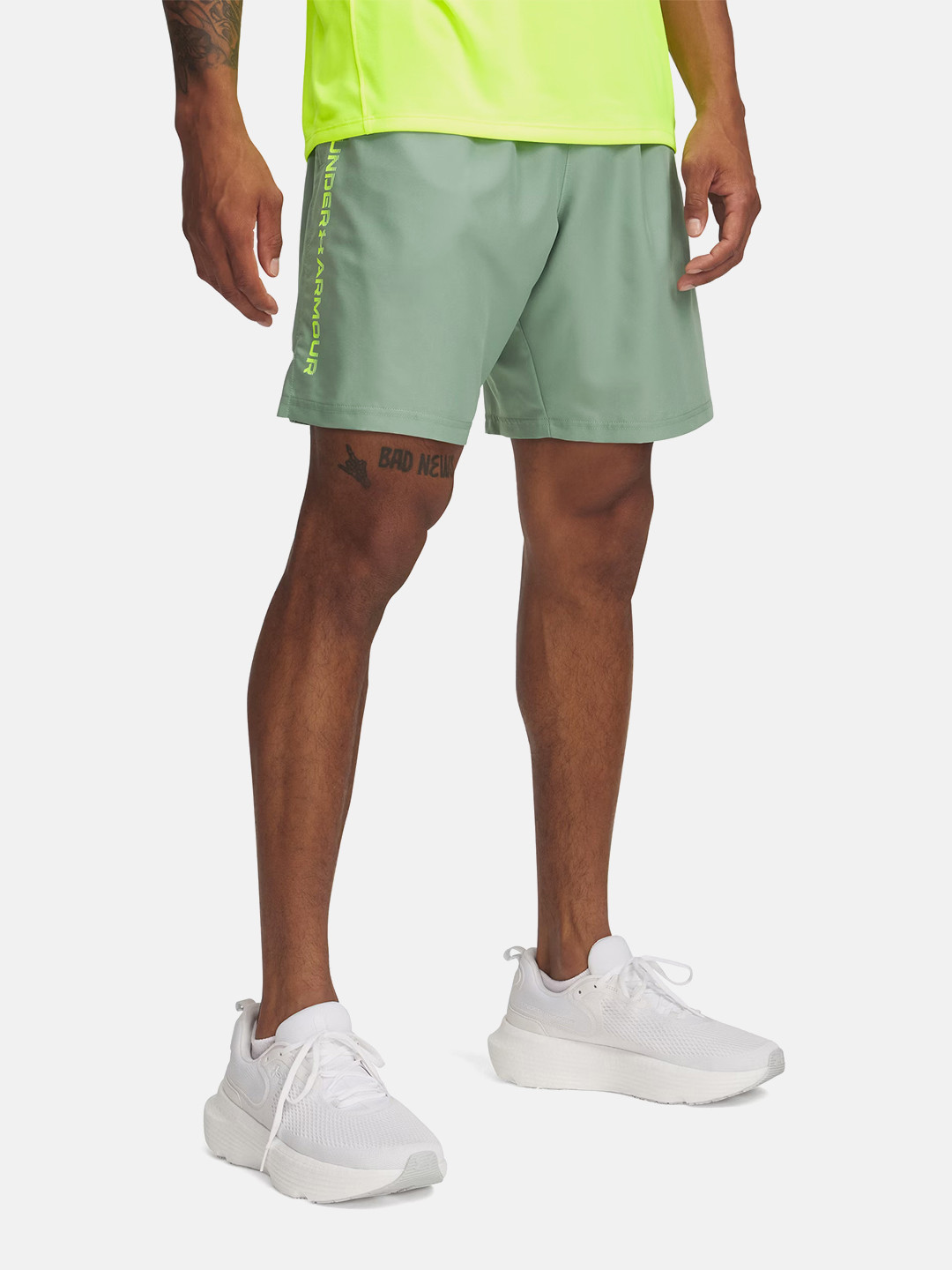 UNDER ARMOUR Men Tech Woven Wordmark Brand Logo Printed Loose Fit Training Shorts
