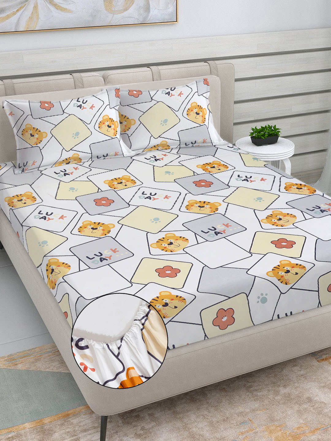 Myntra Elegant Homes White Animal Cotton 300 TC Fitted King Fine Bedsheet with 2 Pillow Covers-98 x 89 inches