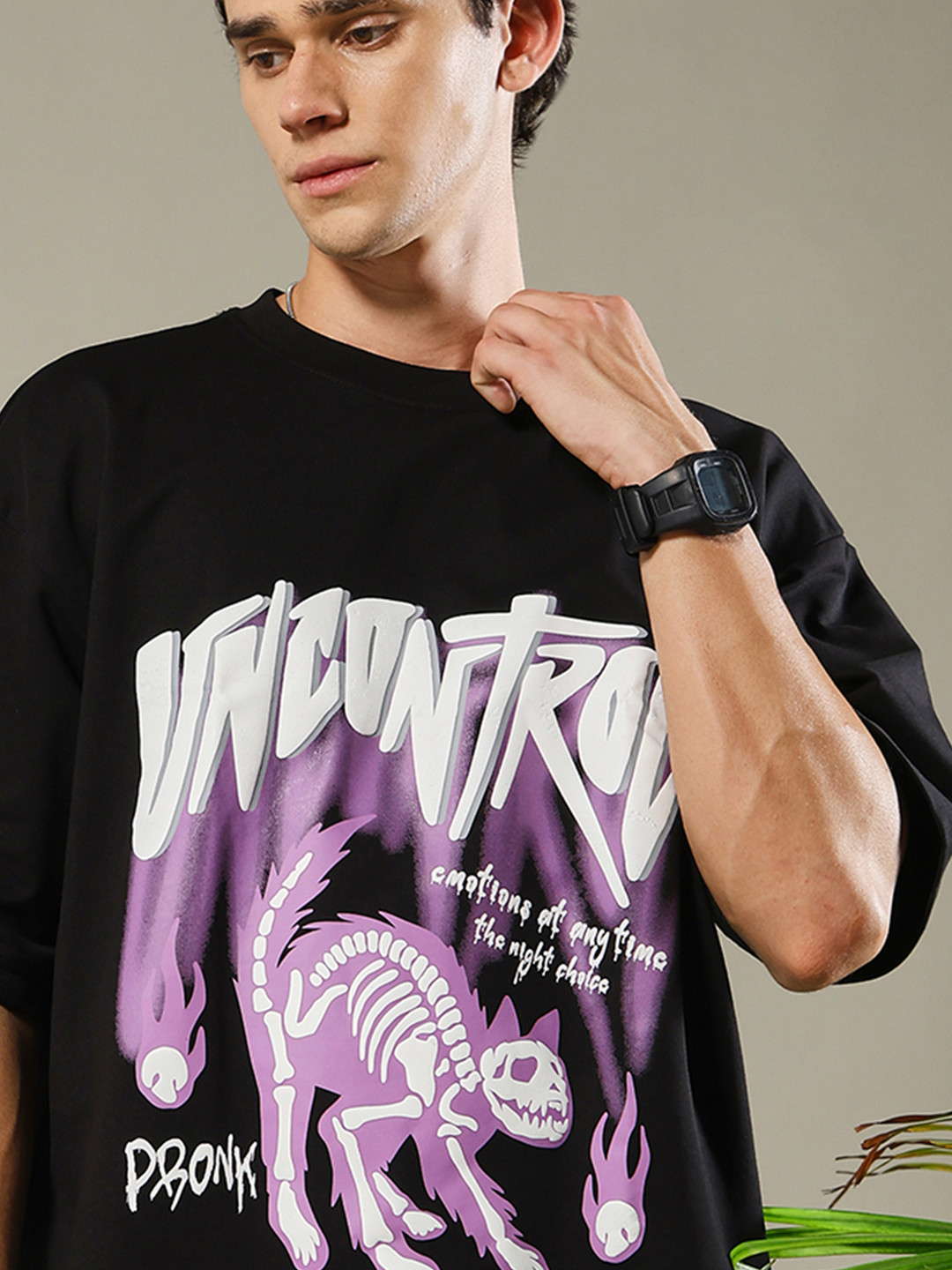 PRONK Men Uncontrol Puff Printed Oversized T-shirt