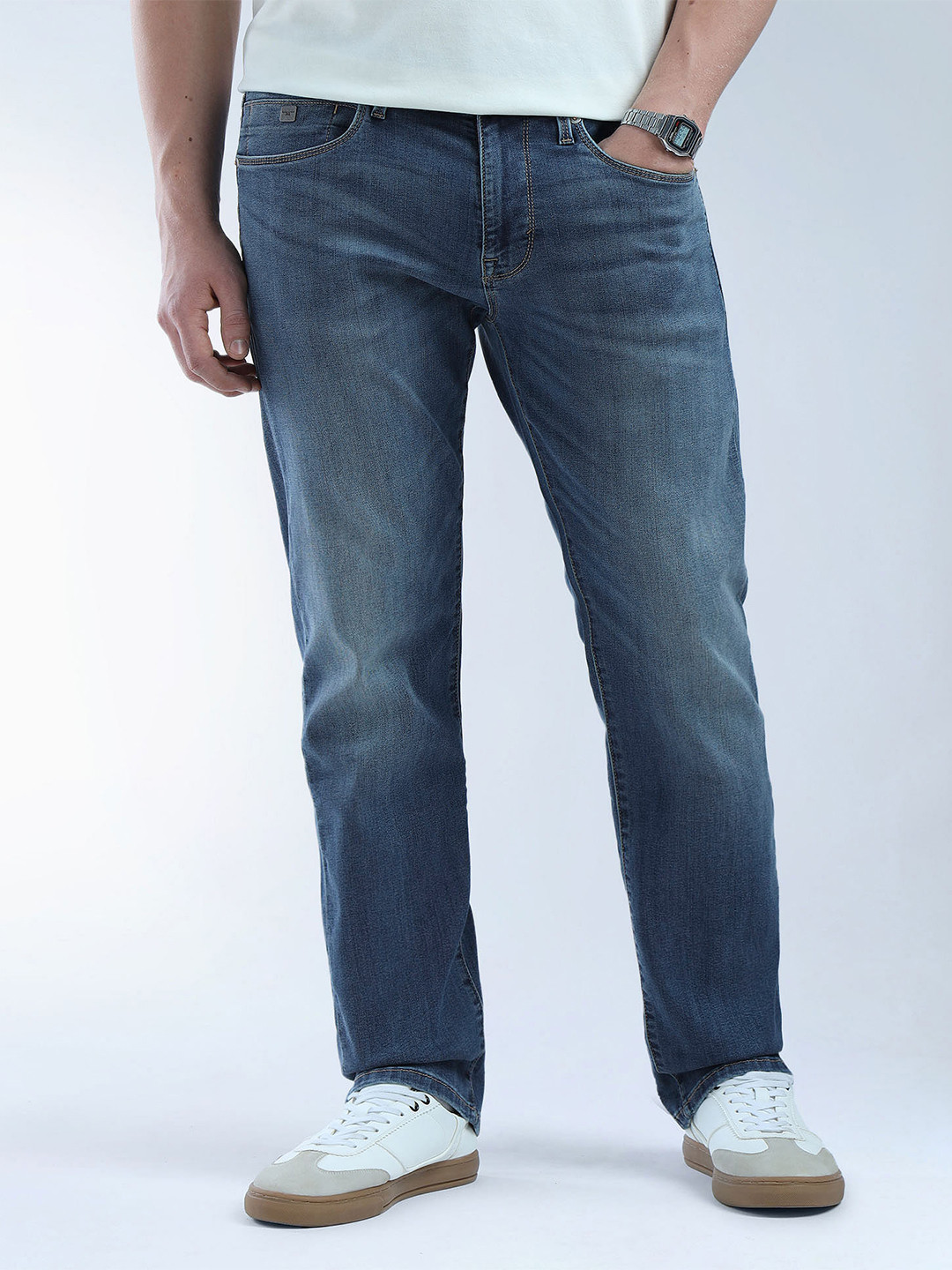 Flying Machine Men Classic Mid-Rise Clean Look Light Fade Straight Fit Stretchable Jeans