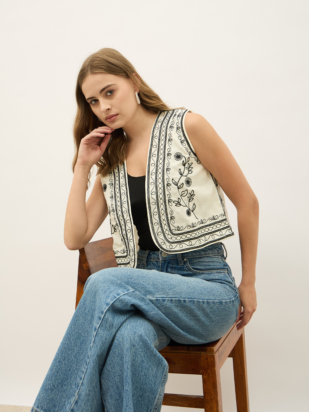 Styli Women Casual Monochrome Cotton Front Embroidery Vest Top