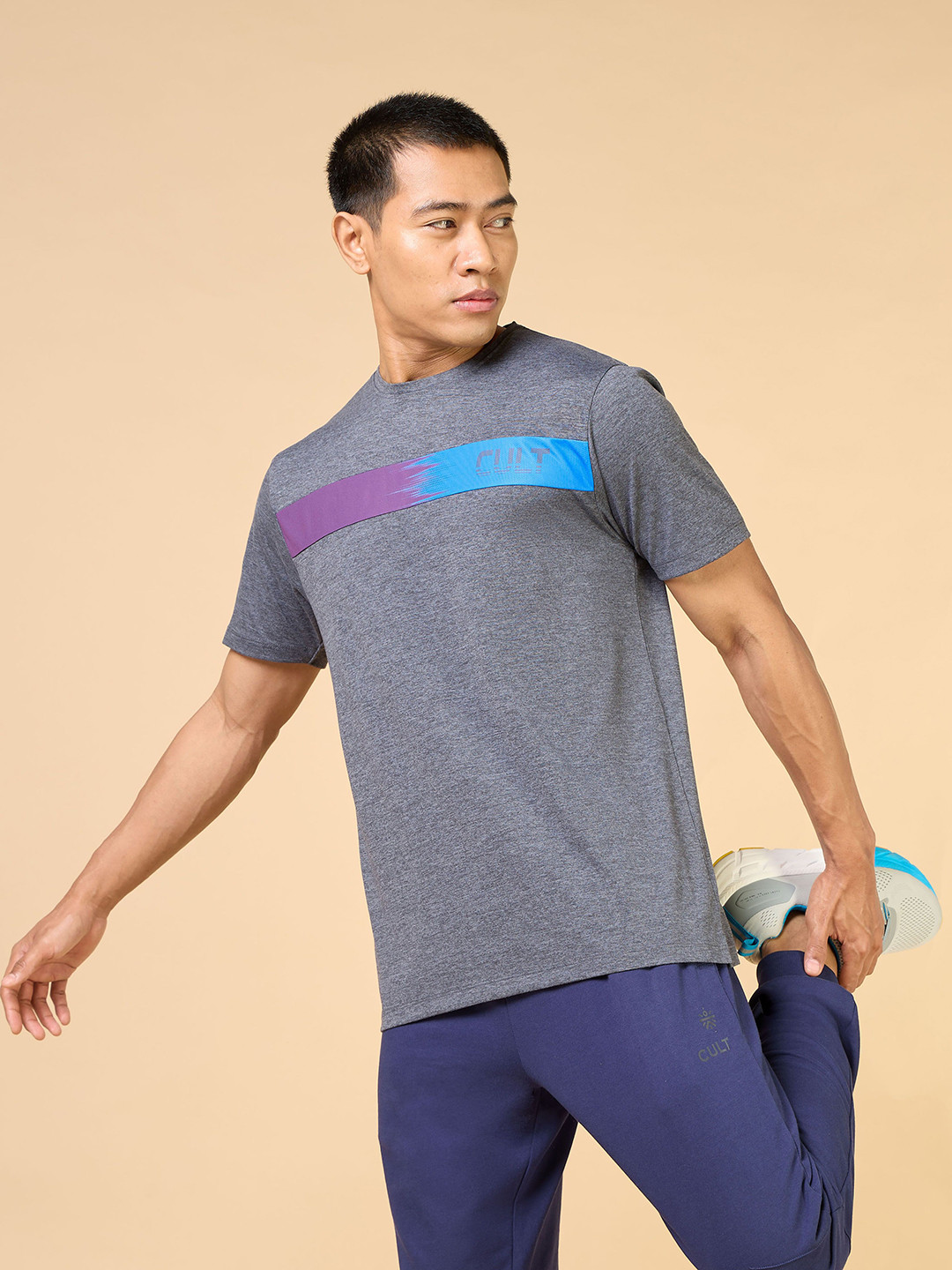 CULT Men Brand Logo Printed Brand Carrier T-shirt