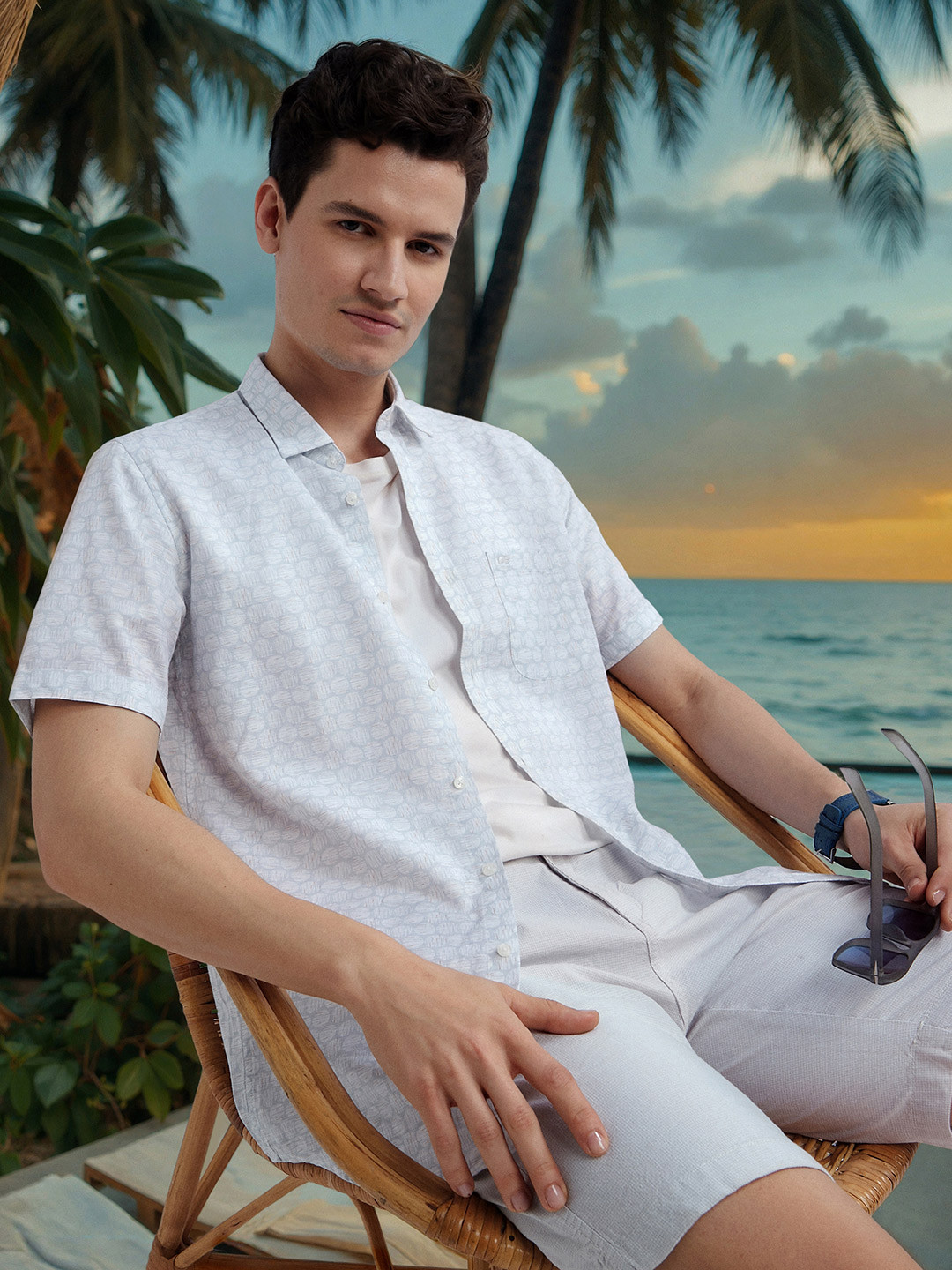 Peter England Casuals Men Spread Collar Textured Cotton Slim Fit Casual Shirts