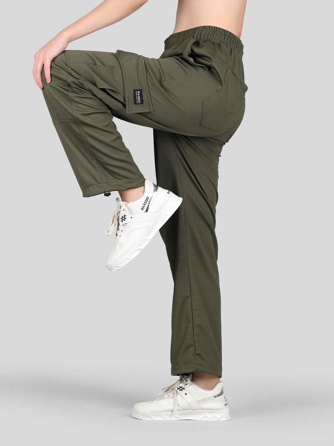 Raxedo Women High-Waist Relaxed Fit Cargo Pants Trekking Pants