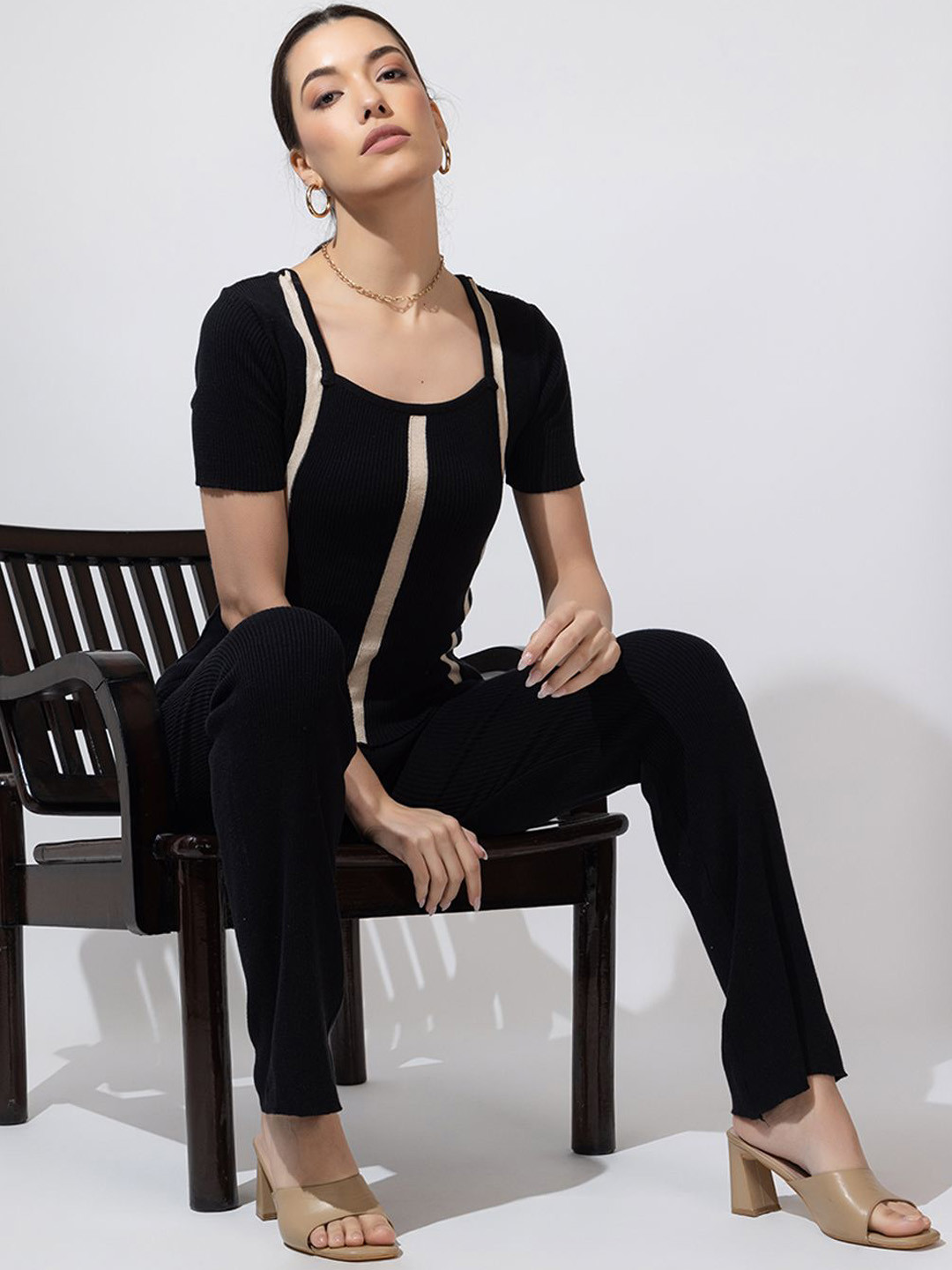 ARMISTO Self Design Square Neck Pure Cotton Co-Ord Set