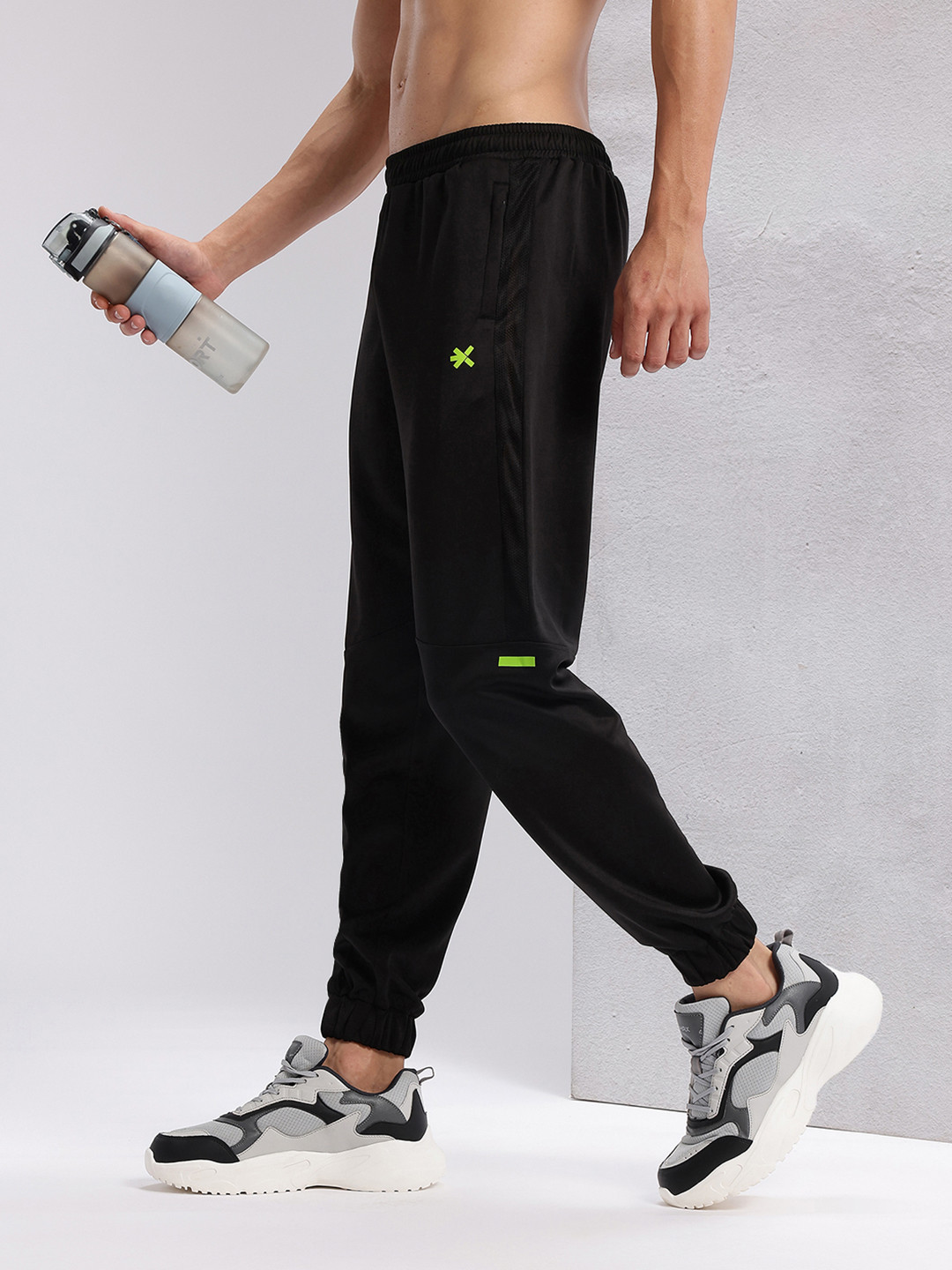 HRX by Hrithik Roshan Men Mesh Detail Rapid-Dry Running Joggers with Panelling Design