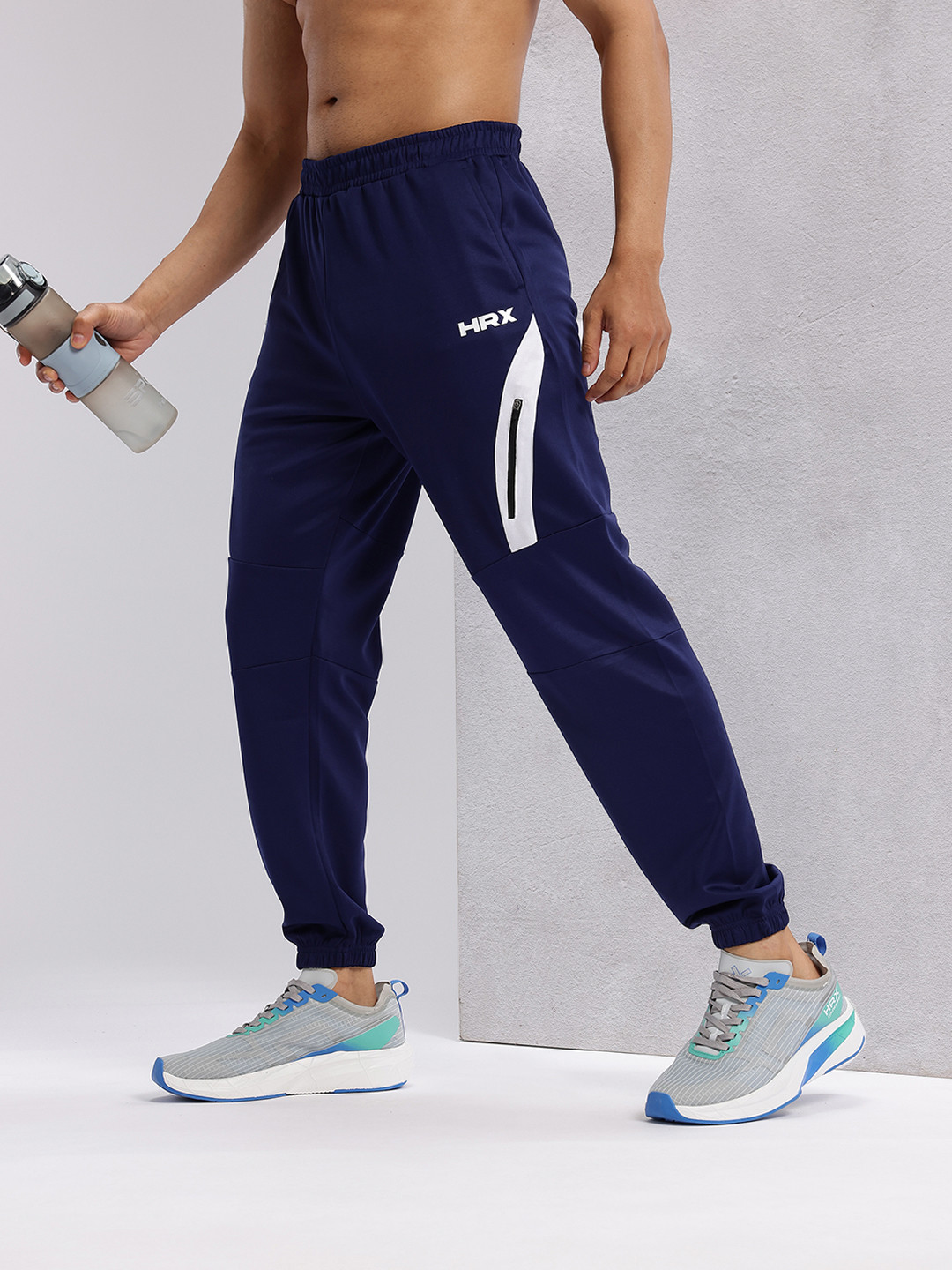 HRX by Hrithik Roshan Men Rapid-Dry Running Joggers with Panelling Design