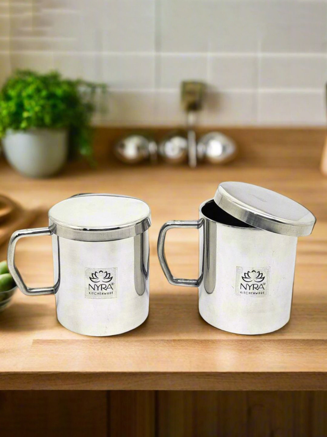 Nyra Kitchenware Torrent Steel Textured Stainless Steel Dishwasher Safe 4 Piece Cups with Lid-300ml