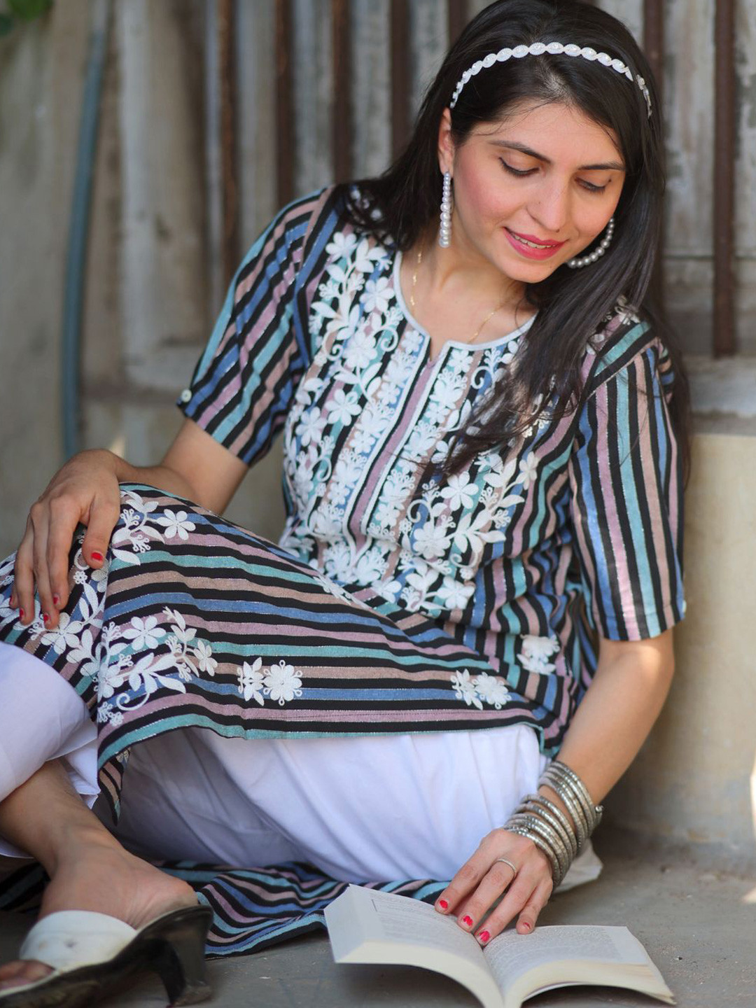 KALINI Women Stripted Chikankari Embroidered Straight Kurti