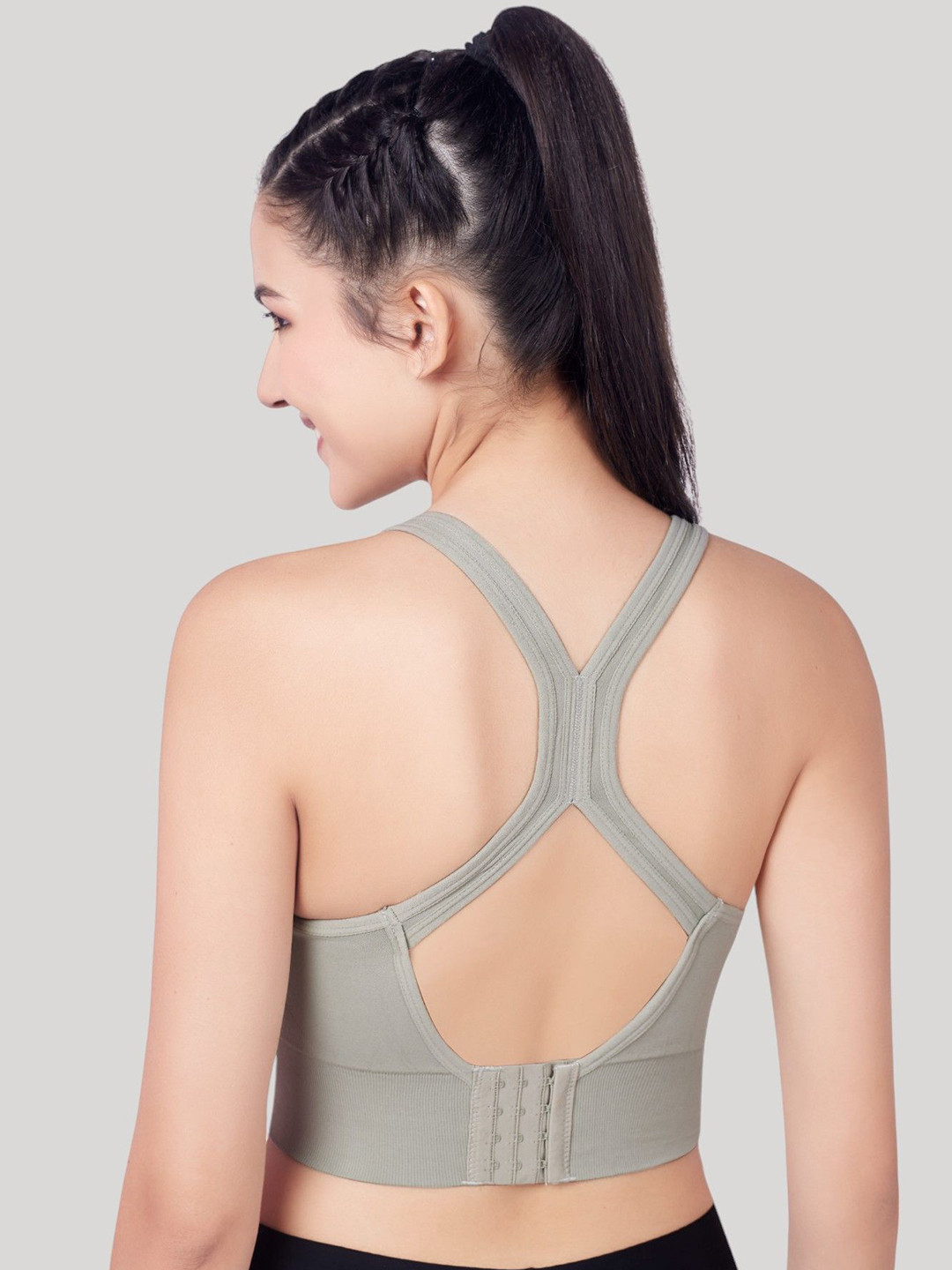 PLUMBURY Racerback Full Coverage Lightly Padded Rapid-Dry Seamless Sports Bra