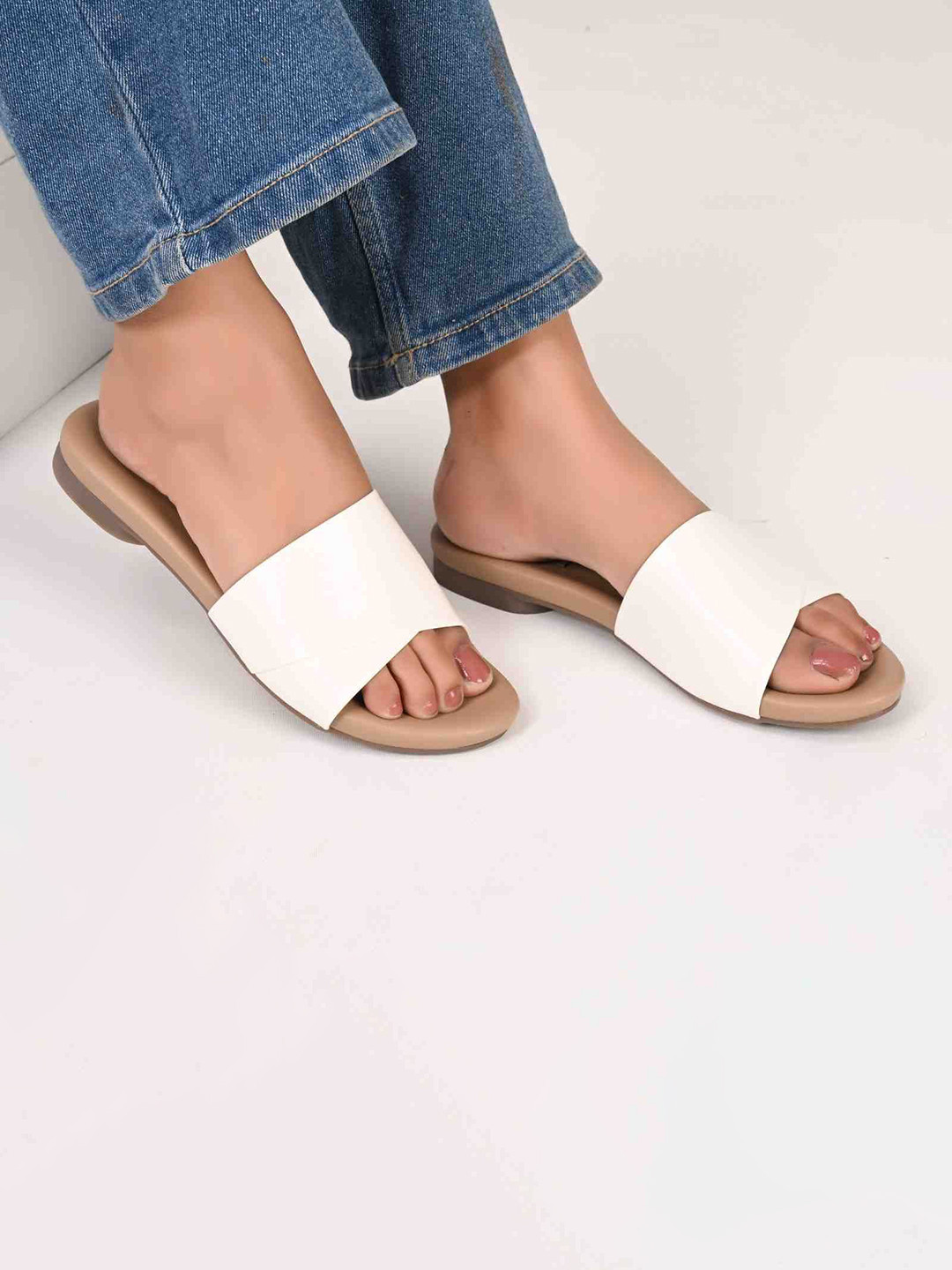 San Marino by Shoe Bank Women Open Toe Flats