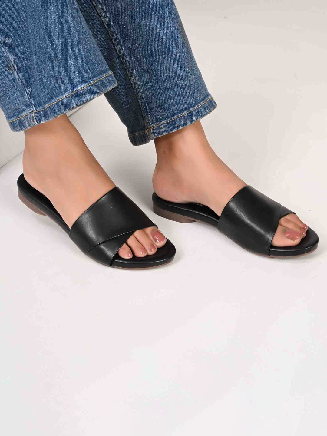 San Marino by Shoe Bank Women Open Toe Flats