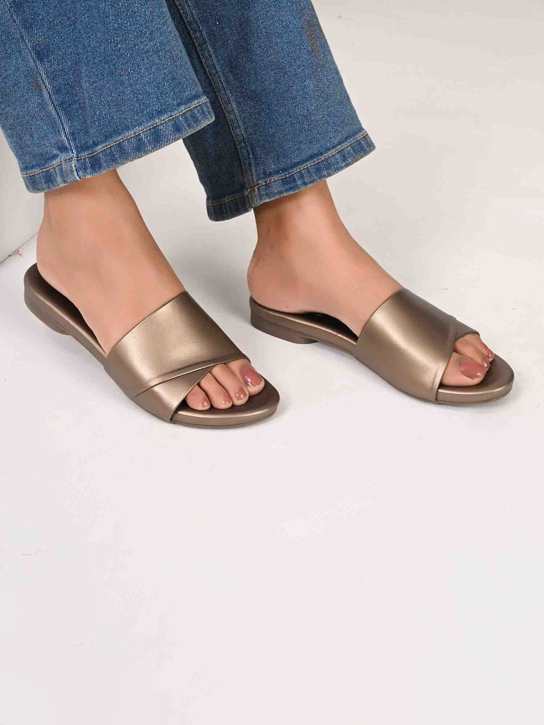 San Marino by Shoe Bank Women Open Toe Flats