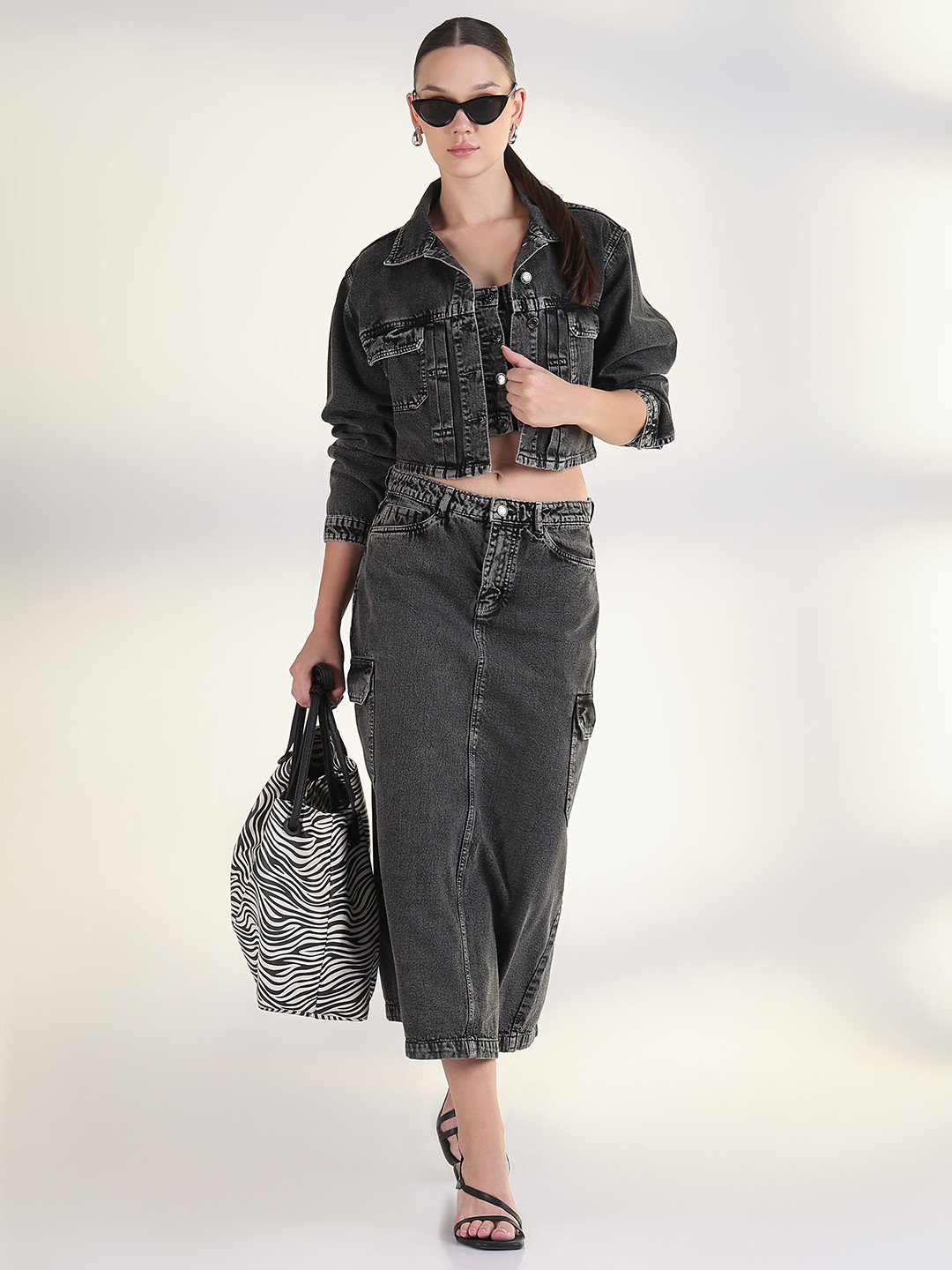 SHOWOFF Sleeveless Shirt Collar Top With Skirt & Jacket
