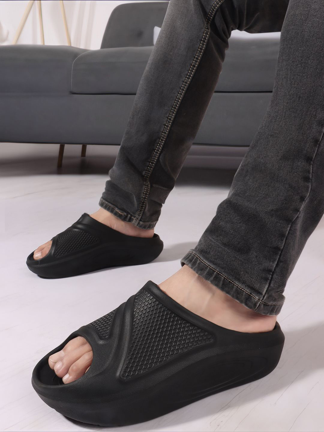 Carlton London Men Sliders