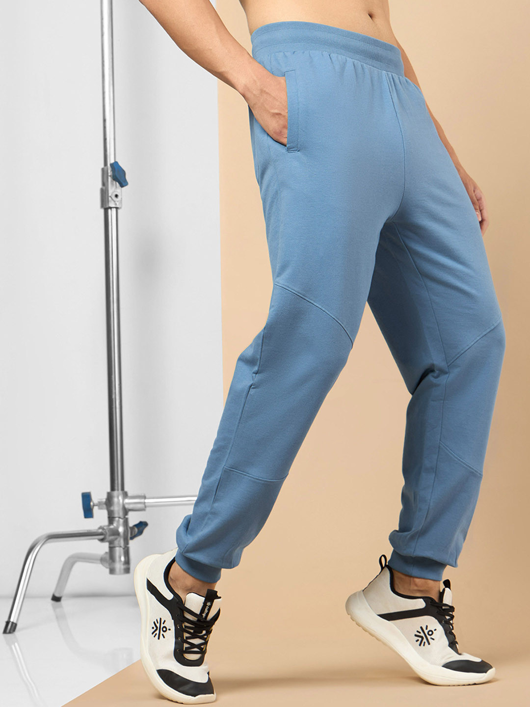 CULT Men's Blue Train All Day Joggers