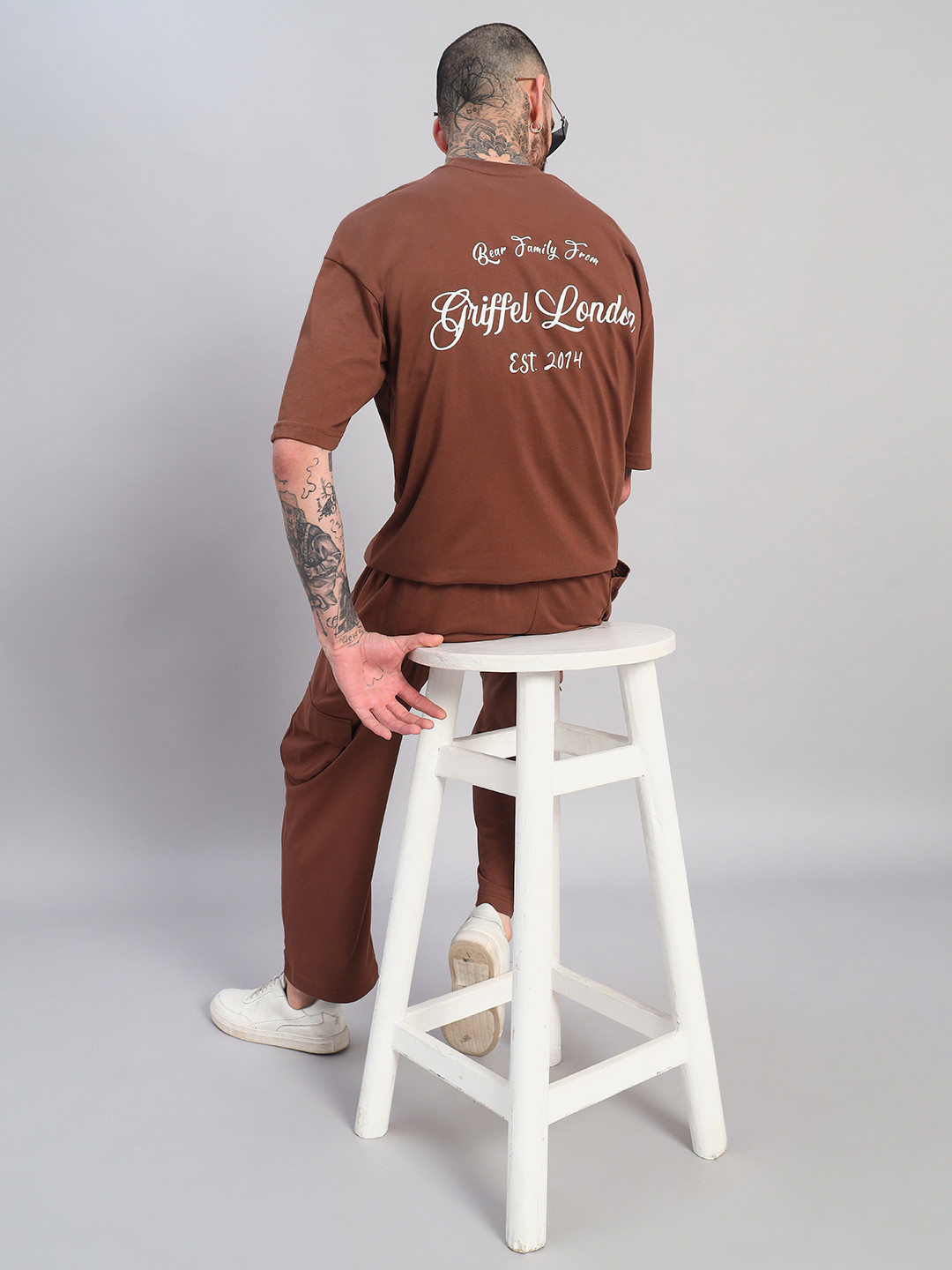 GRIFFEL Men Printed Drop-Shoulder Sleeves Ultralite T-shirt