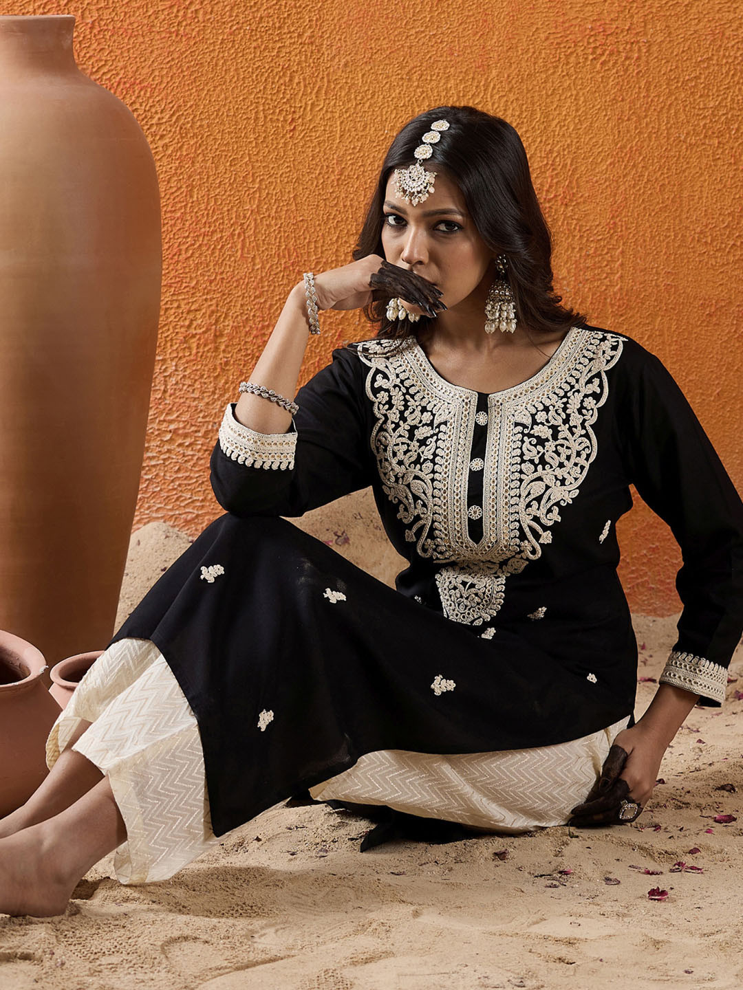Indo Era Floral Embroidered Thread Work Straight Kurta