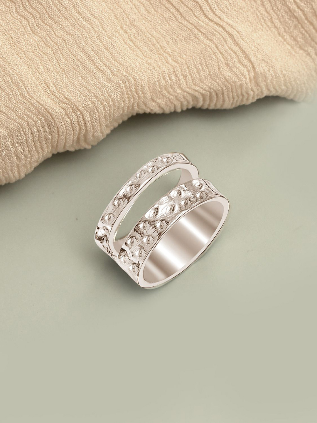 LeCalla 925 Sterling Silver Doubled Spaced Hammered Textured Finger Ring