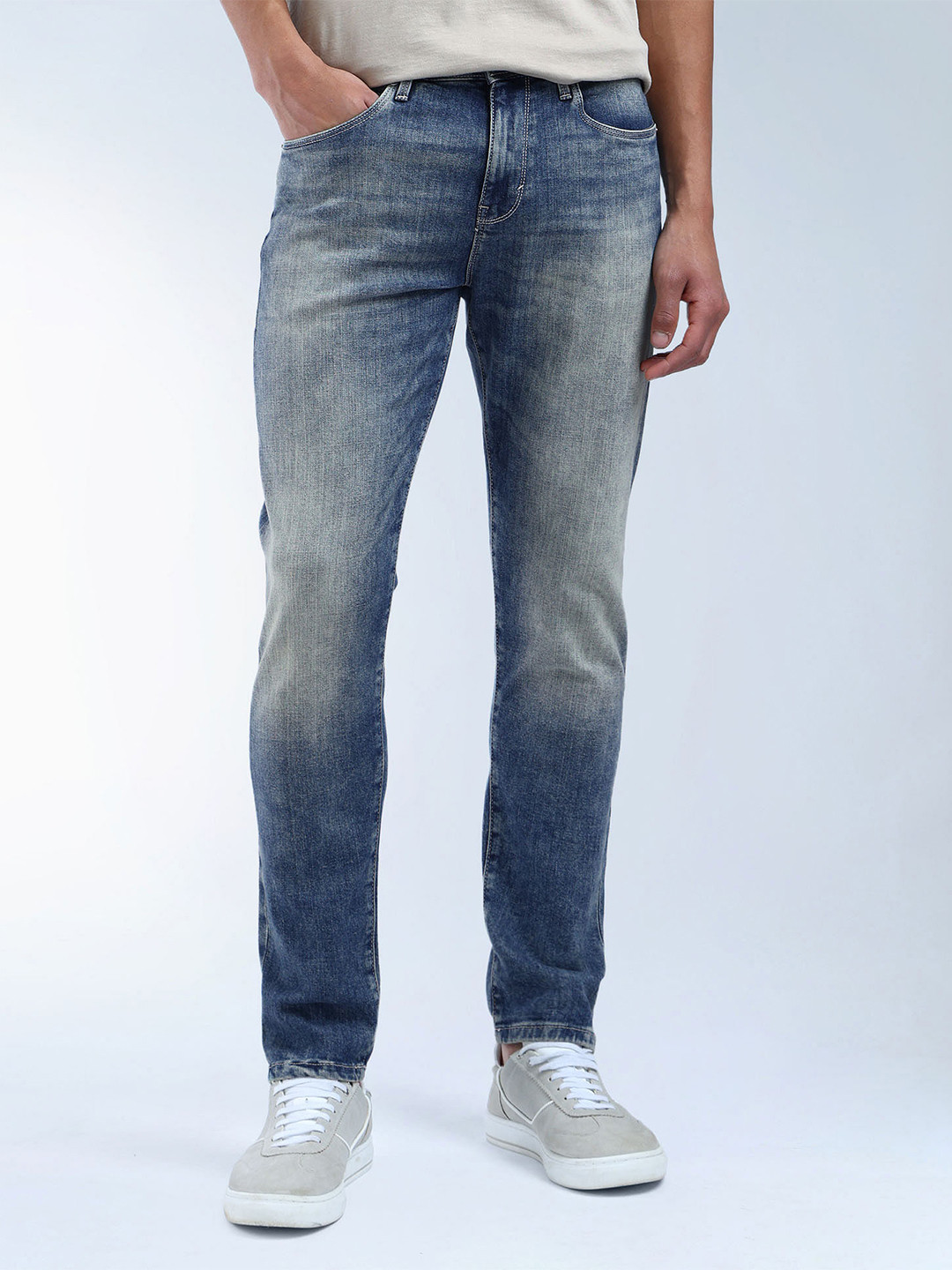 Flying Machine Authentic Premium Men Slim Fit Mid-Rise Heavy Fade Stretchable Jeans