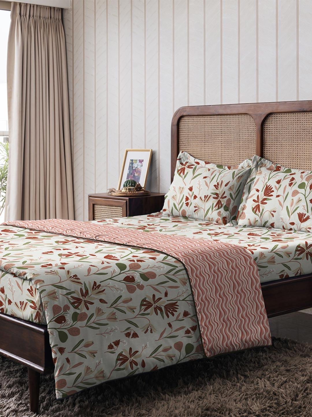 The Happy Pod Botanical Dreams White & Coral Floral Summer Double Bed Dohar