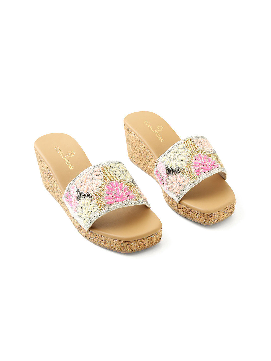 CHAAL CHALAN Diva-White Wedges