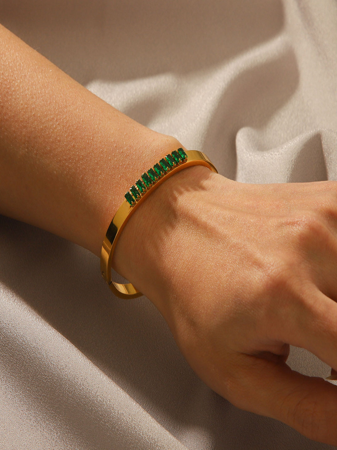 AQUASTREET 18K Gold Plated Waterproof Anti-Tarnish Tennis Zircon Bangle Bracelet