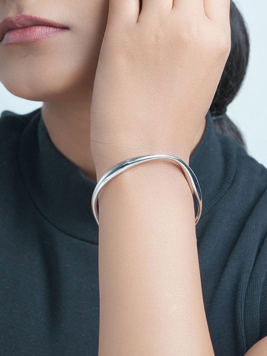 AQUASTREET 18K Silver Plated Waterproof Anti-Tarnish Wavy Cuff Bracelet