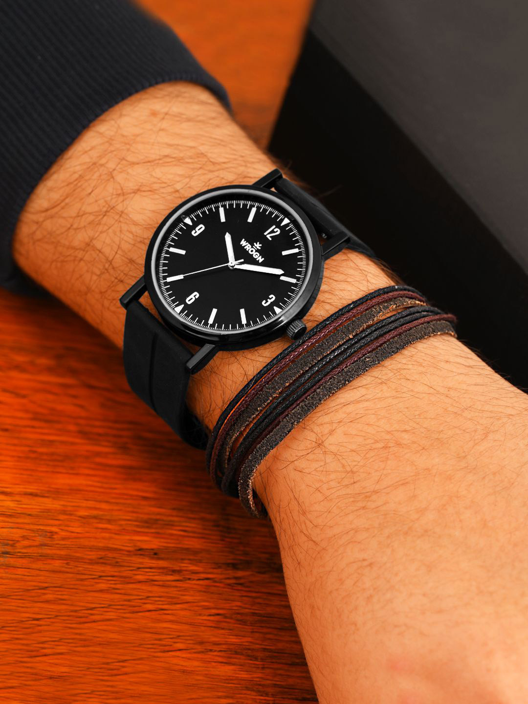 WROGN Men Dial & Leather Bracelet Analogue Watch WRNWJ25 Set-67