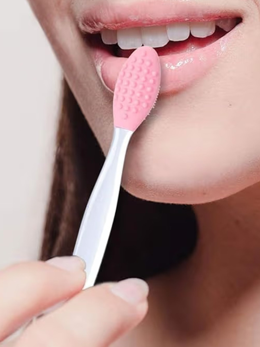 Rhe Cosmetics Lip Exfoliating Brush - Baby Pink