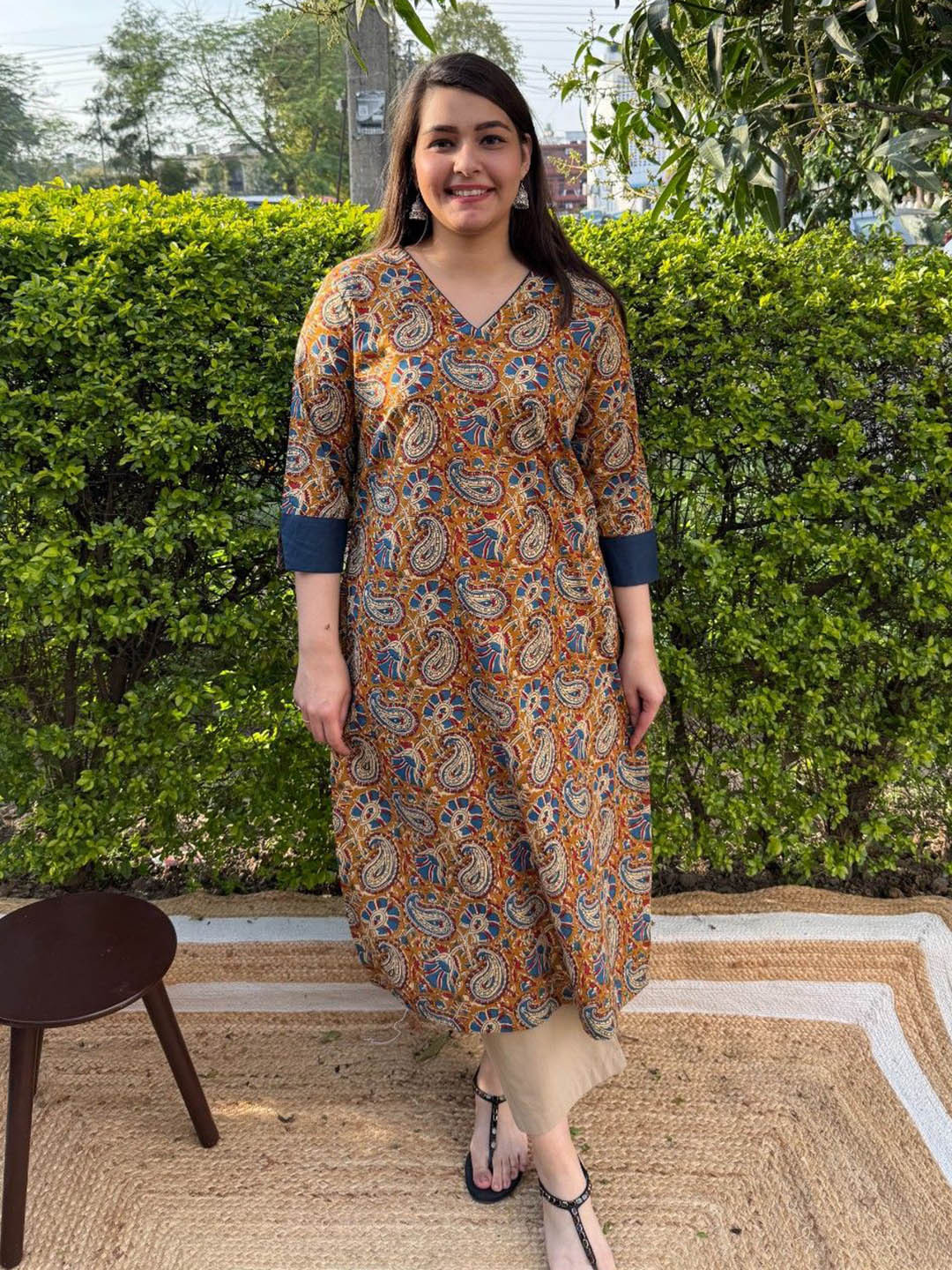 Sanskritam Floral Printed Notch Neck Patchwork Pure Cotton Straight Kurta