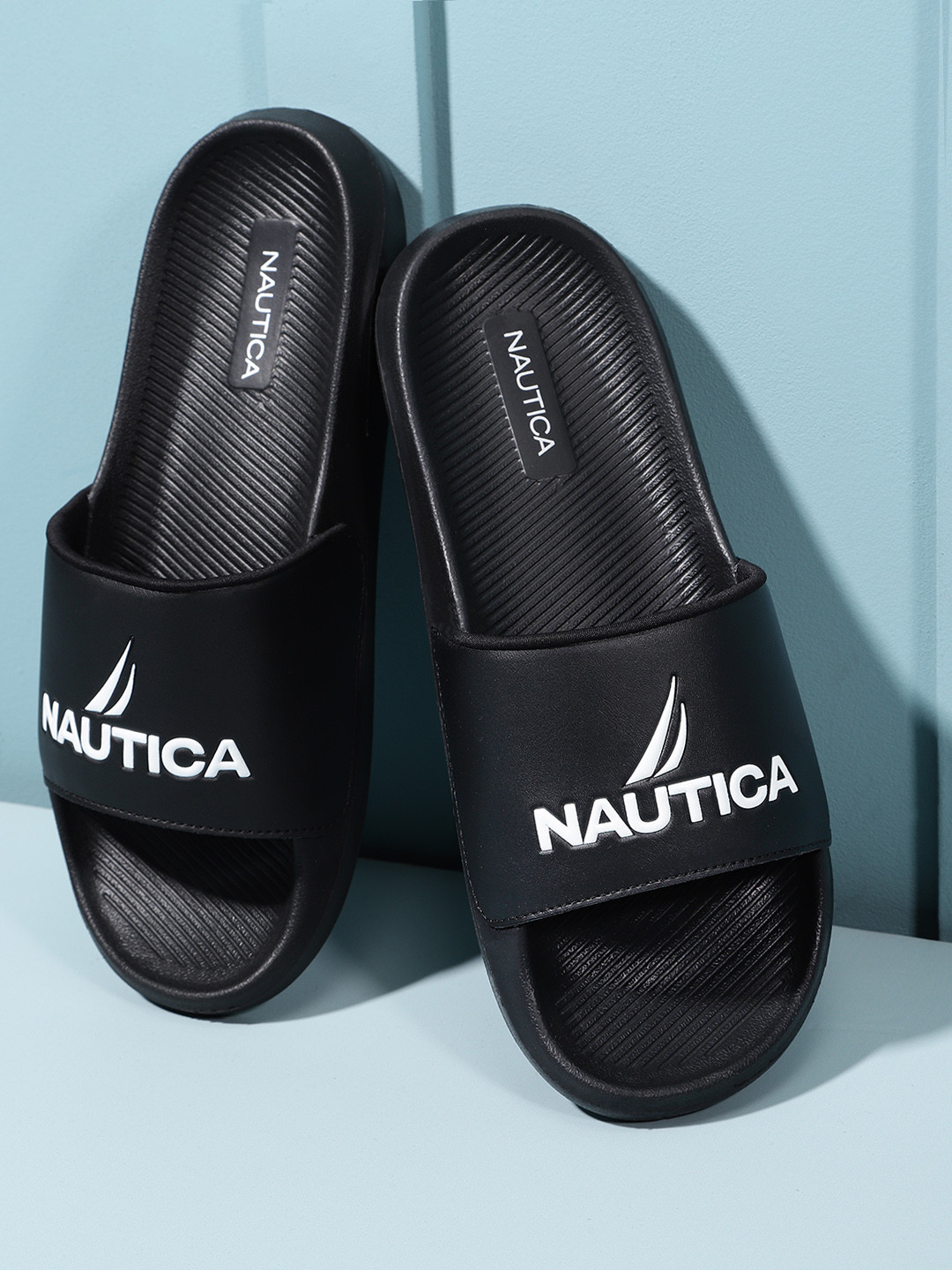 Nautica Men Printed Sliders