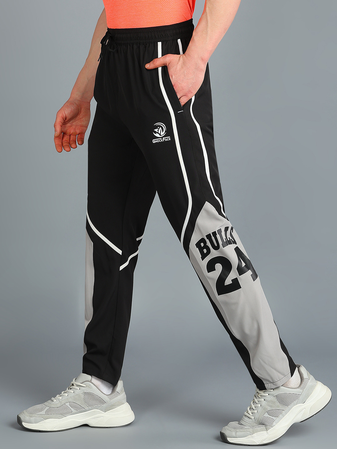 GNOCKFACE Men Rapid-Dry Mid Rise Track Pants