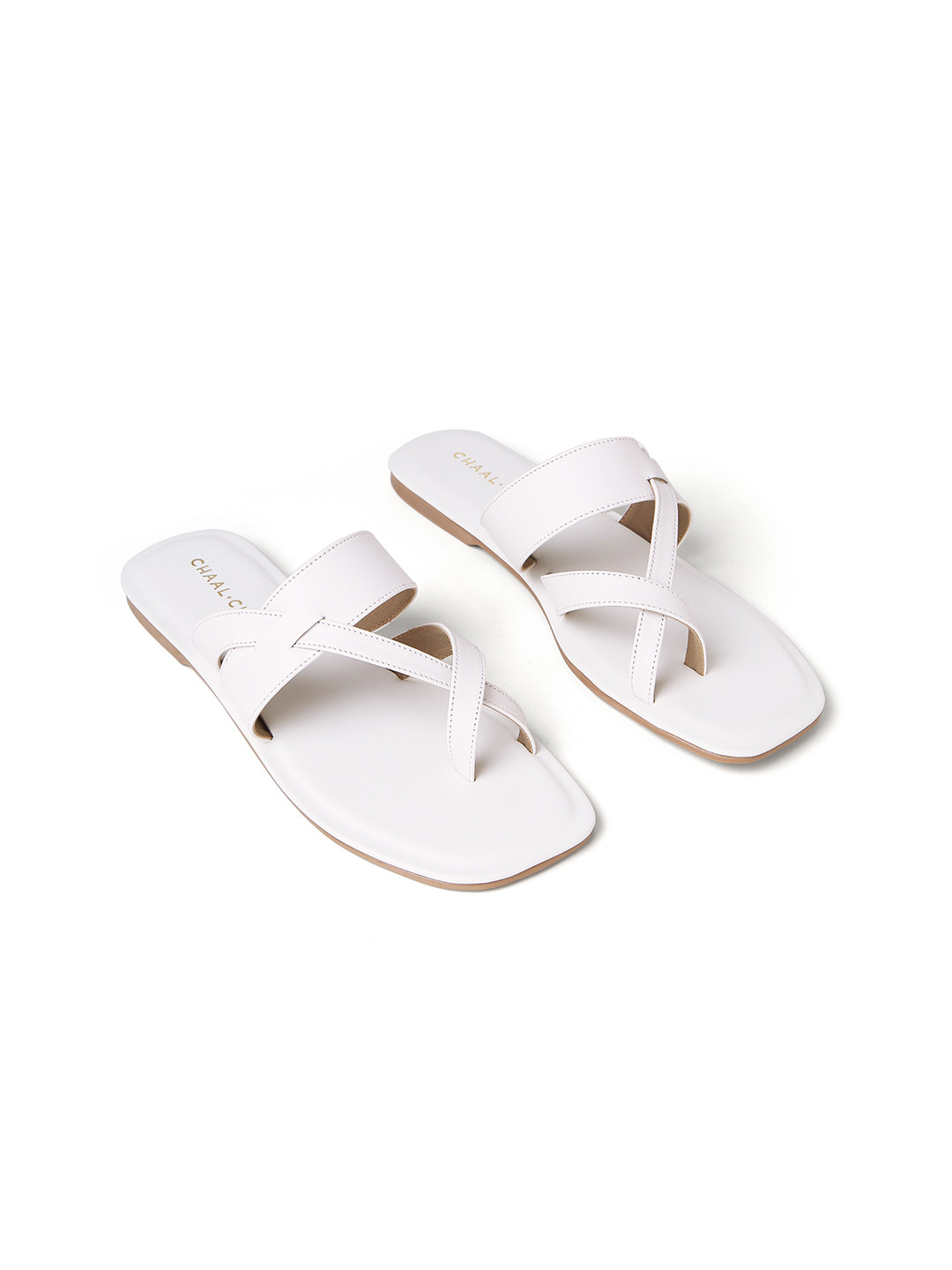 CHAAL CHALAN Alma White Flats