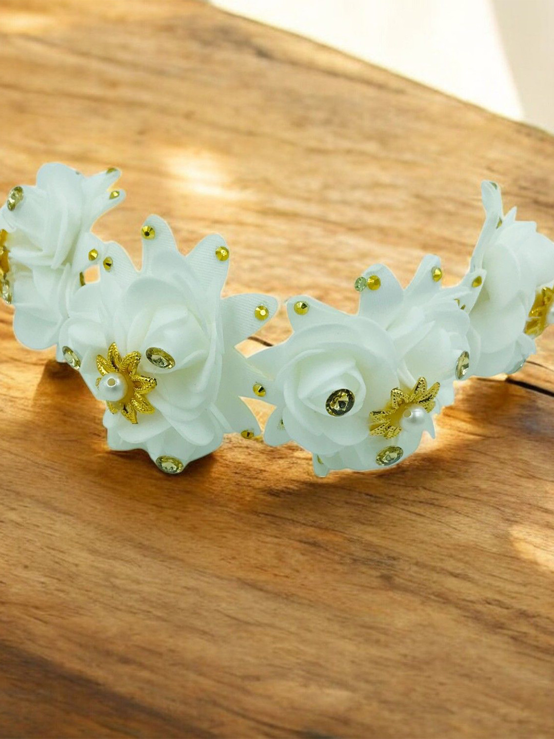 GADINFASHION Women Floral Gajra Tiara