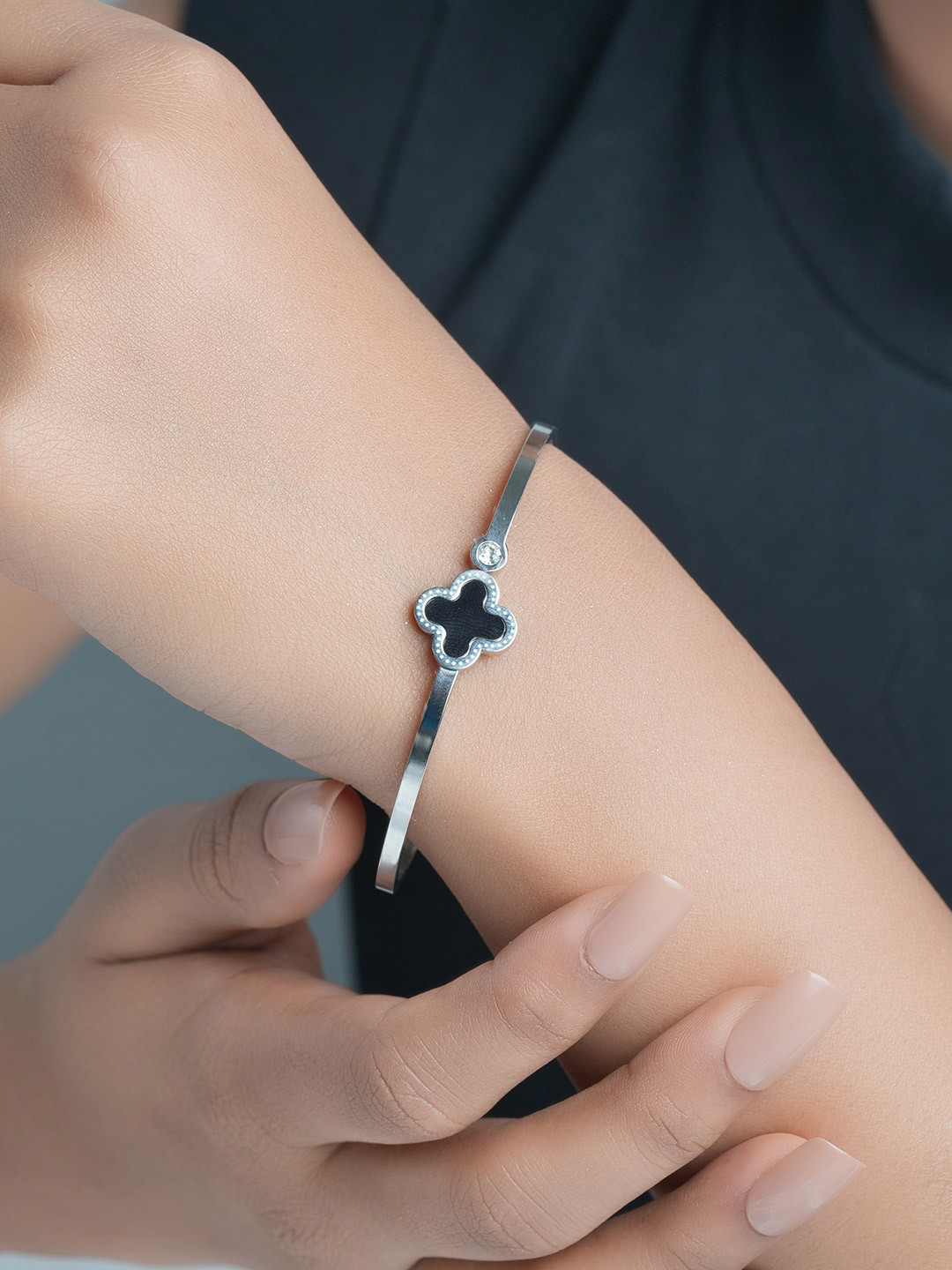 AQUASTREET 18K Silver Plated Waterproof Anti-Tarnish Black Clover & Zircon Bangle Bracelet