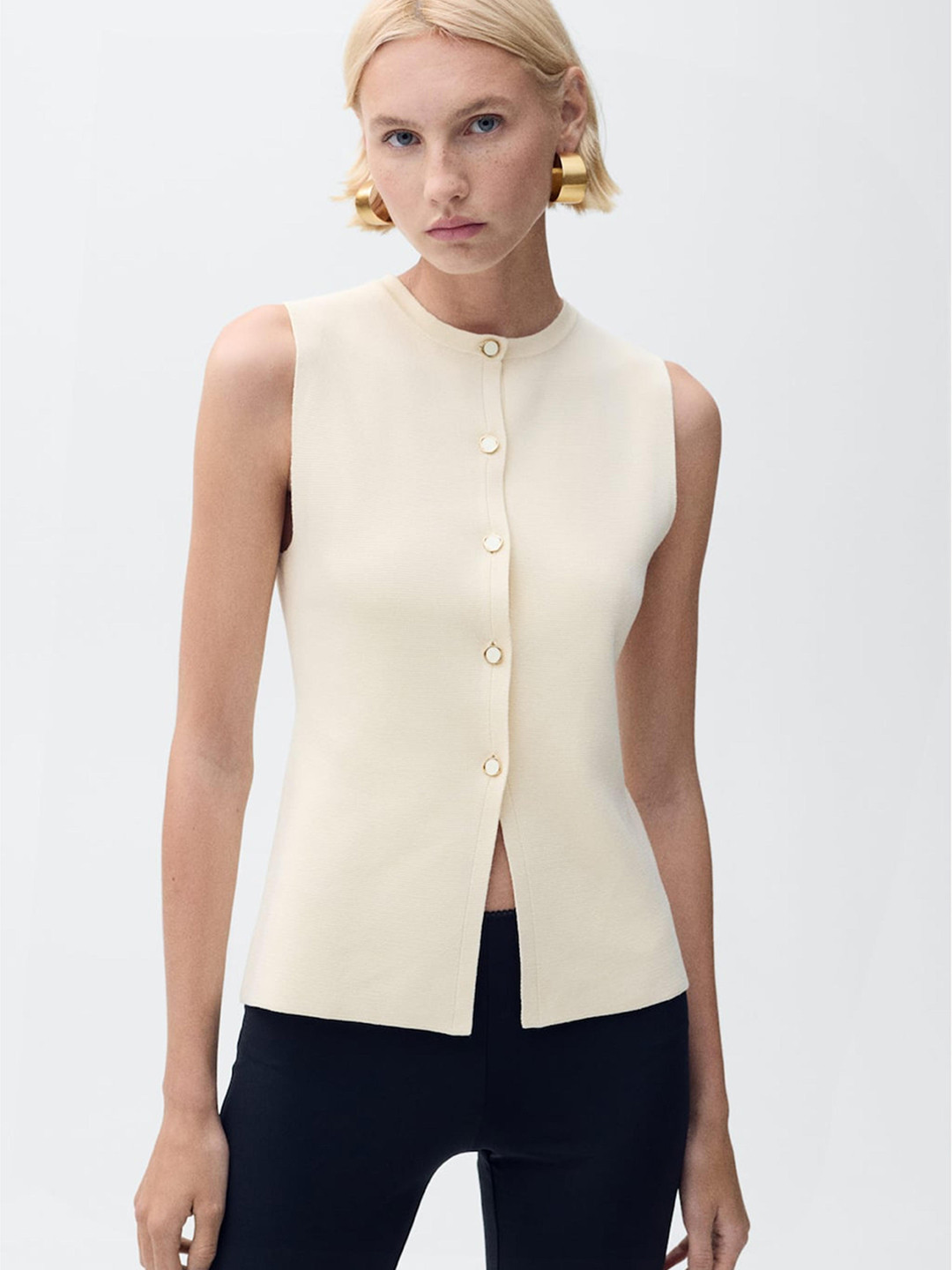 MANGO Fine Knit Waistcoat Style Top
