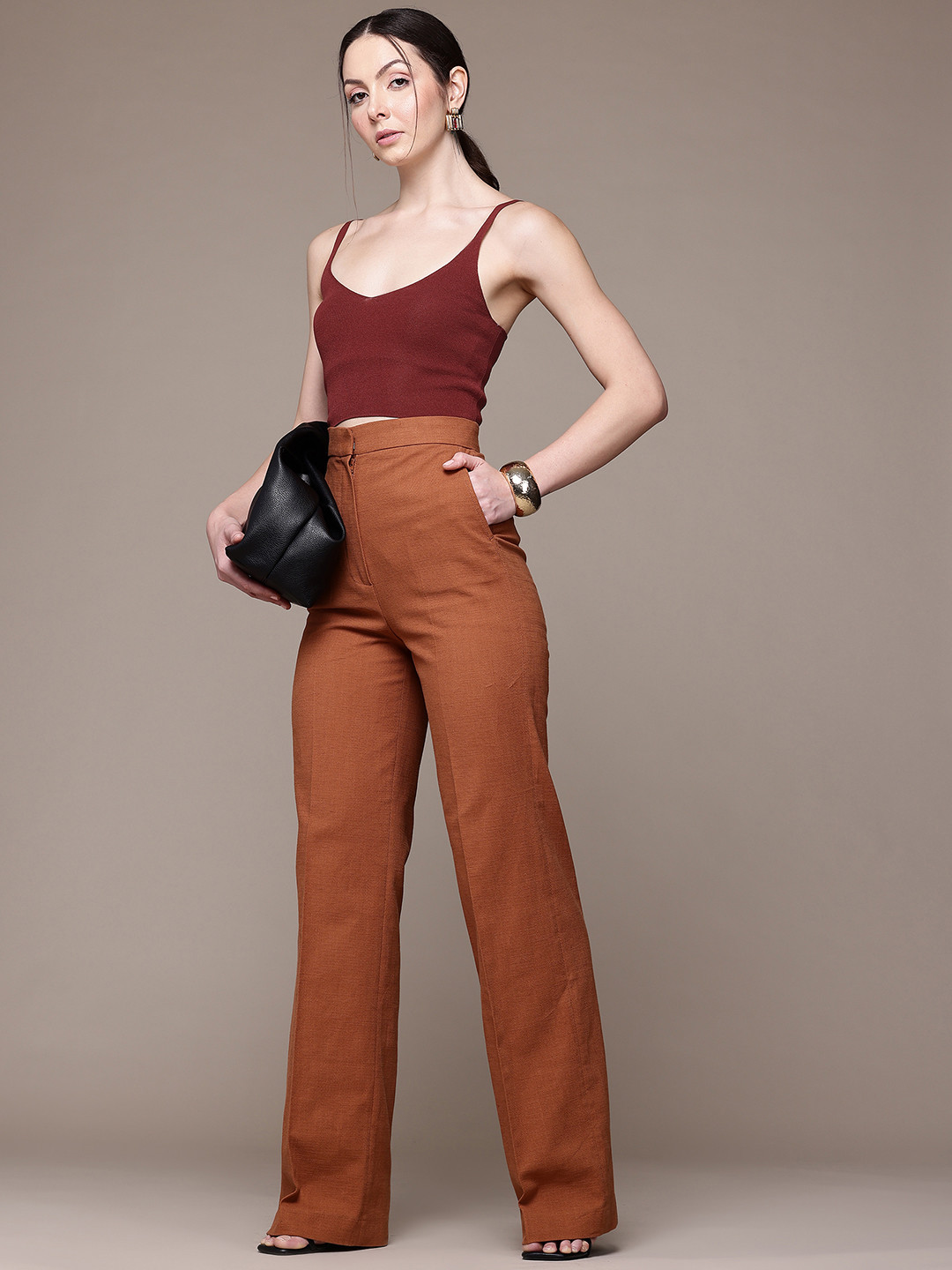 MANGO SELECTION Strappy Fitted Crop Top