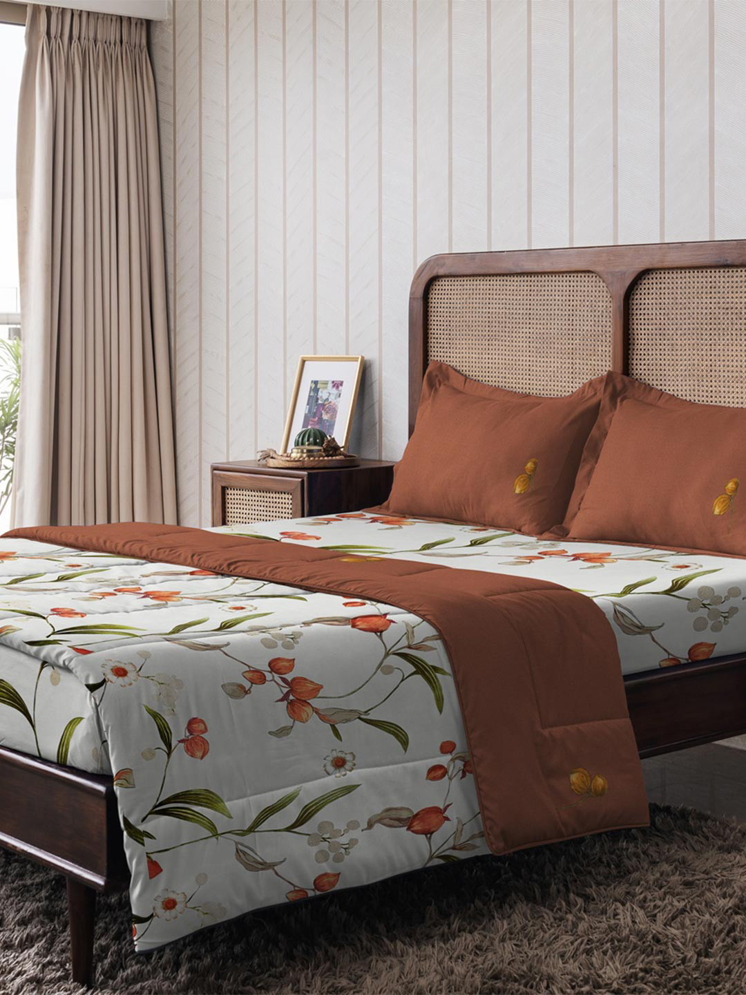 The Happy Pod Cherry Blossom Red Floral Microfiber 160 TC Queen Bedsheet with 2 Pillow Covers-108 x 90 inches