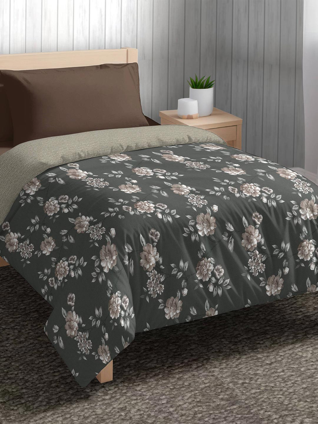 The Happy Pod Grey & White Floral Microfiber AC Room 80 GSM Single Bed Dohar