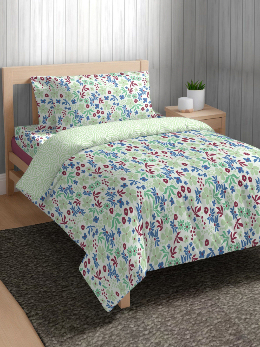 The Happy Pod Green Floral Pure Cotton 144 TC Single Bedsheet with a Pillow Cover-245 x 230 cm