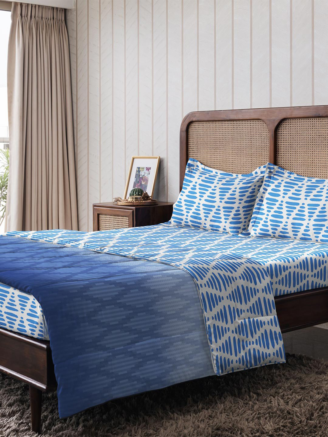 The Happy Pod Blue Abstract Pure Cotton 144 TC Queen Bedsheet with 2 Pillow Covers-220 x 240 cm