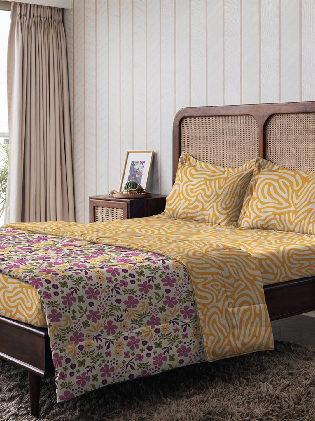 The Happy Pod Organic Flow - Besswax Yellow Abstract Pure Cotton 144 TC King Bedsheet with 2 Pillow Covers-98 x 91 inches