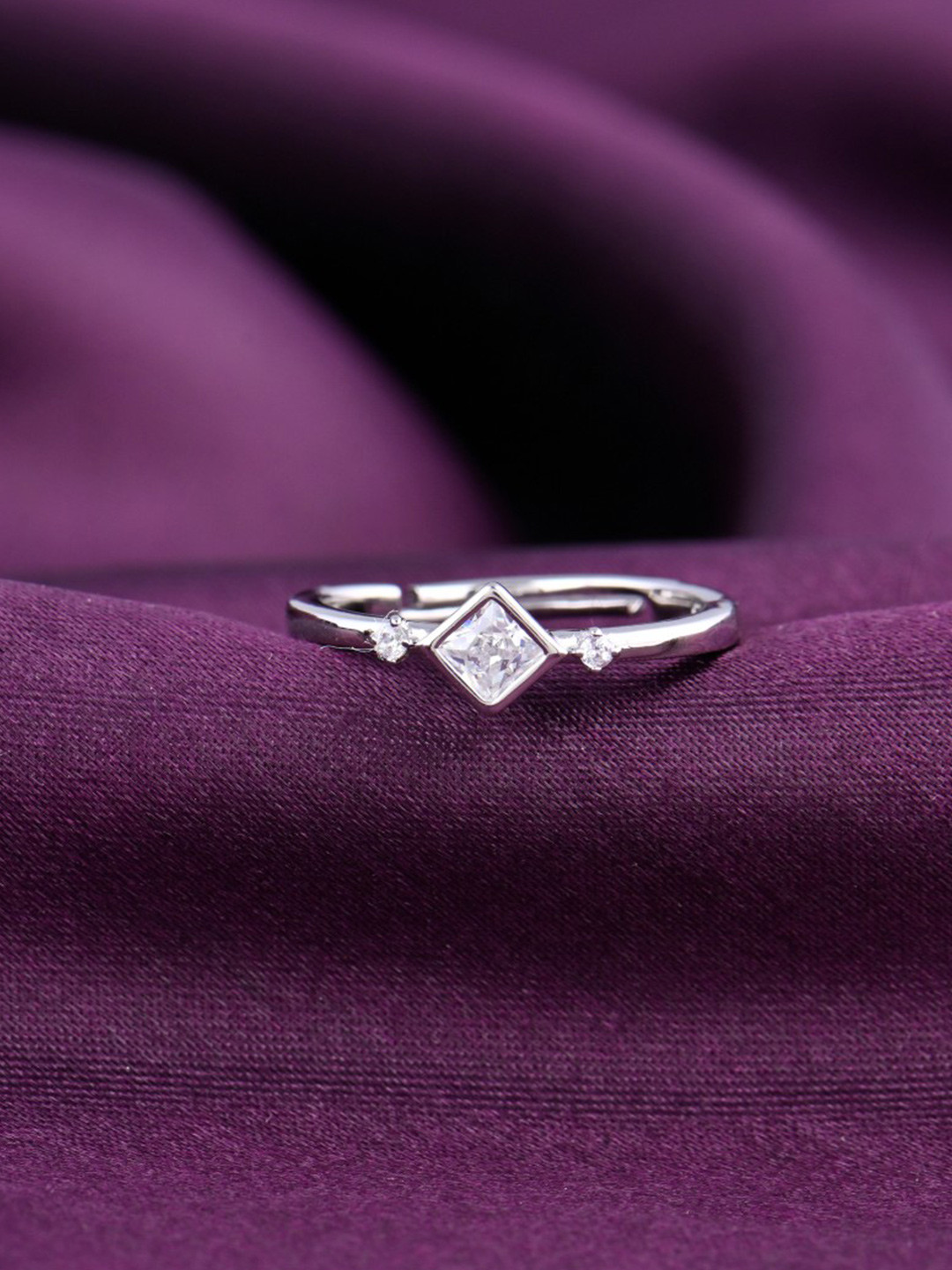 RACHIVA 925 Sterling Silver Rhodium-Plated CZ Studded Flair Diamond Zircon Adjustable Ring