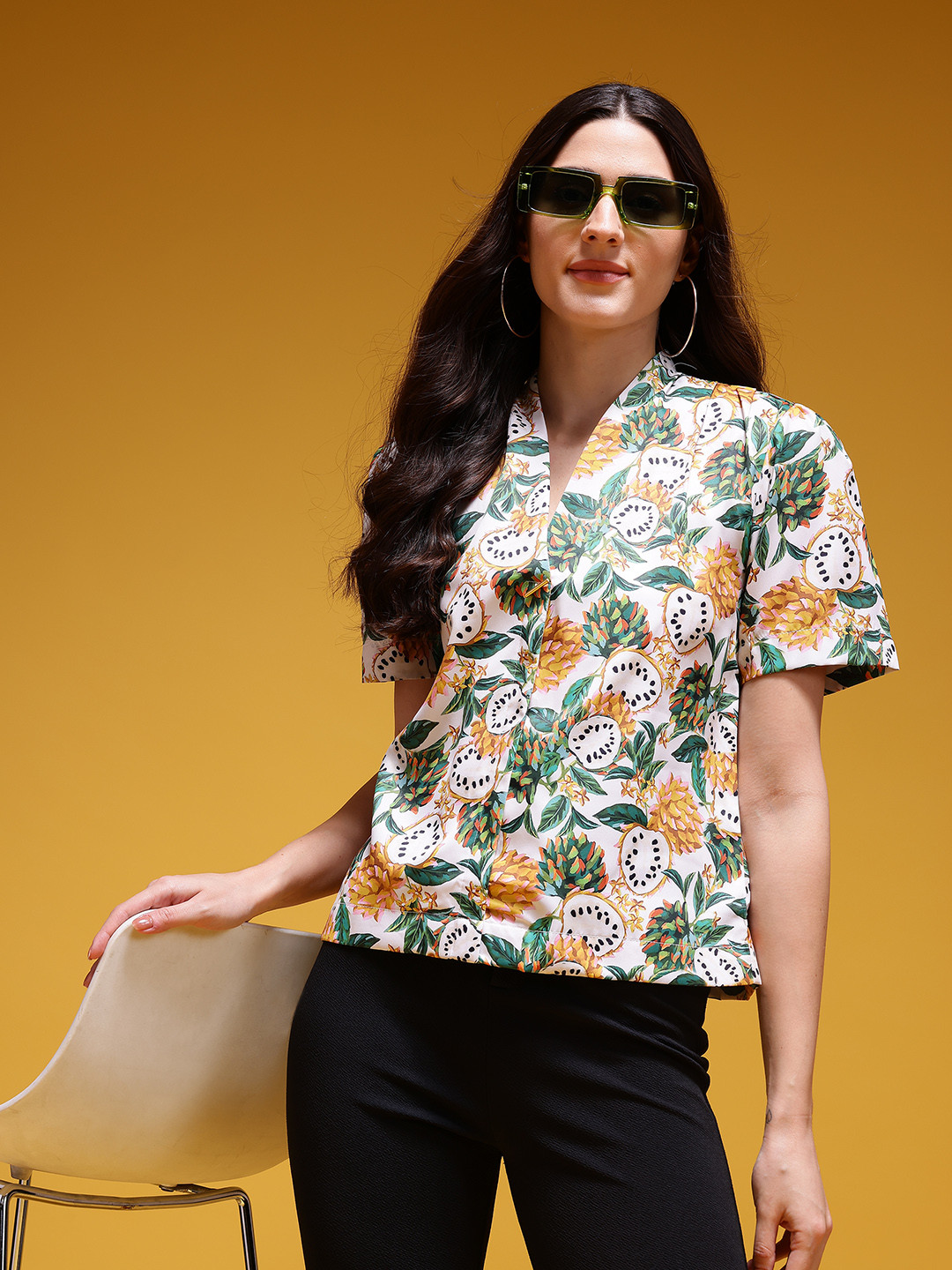 HERE&NOW Floral Print Tropical V-Neck Top