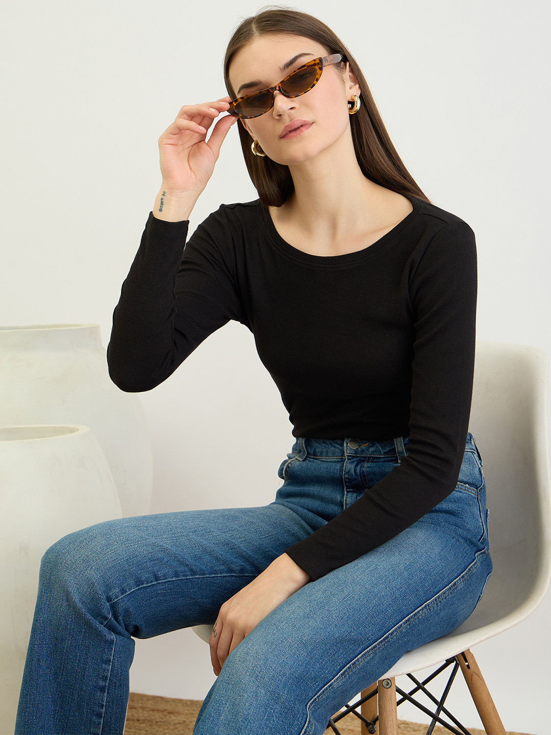 ZUMMER Solid Round Neck Top