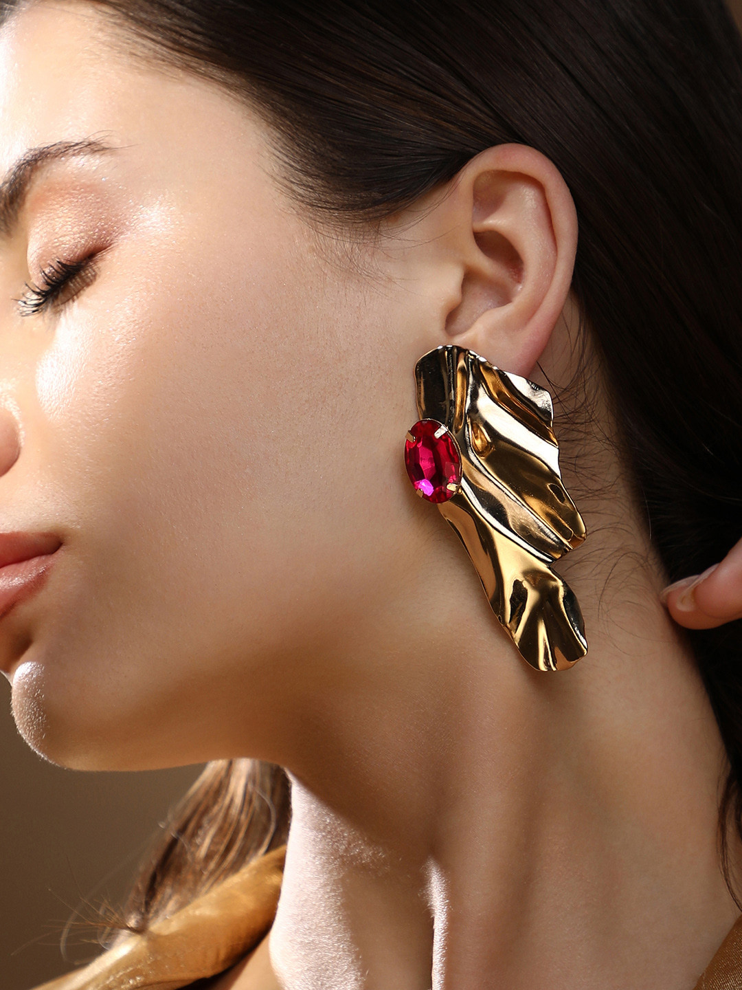 SOHI Gold-Plated Contemporary Artificial Stones Studded Shard-Gem Drop Earrings