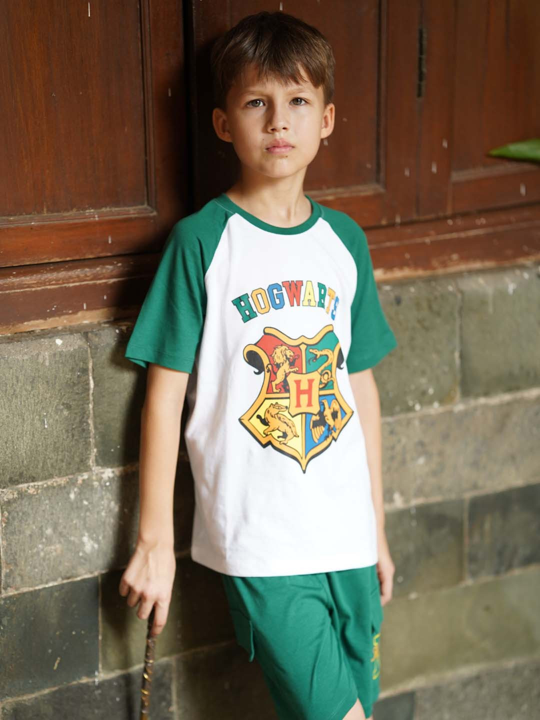 Nap Chief Kids Unisex Harry Potter Hogwarts Printed Cotton Raglan T-shirt and Cargo Shorts